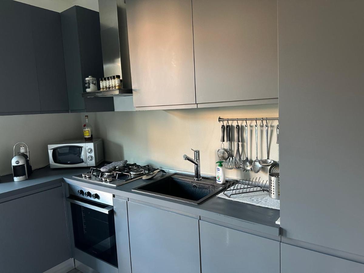 Miky'S Home Leggiuno Екстериор снимка