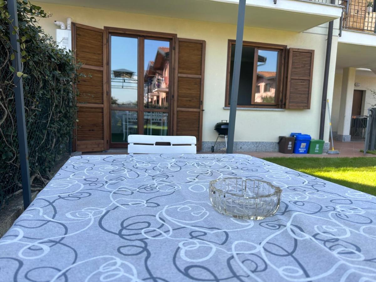Miky'S Home Leggiuno Екстериор снимка